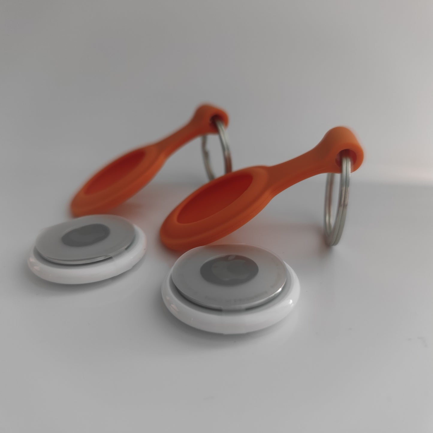 Set 2 Apple NFC AirTag Tracker mit Case Anhänger Schutzhülle Schlüsselanhänger orange